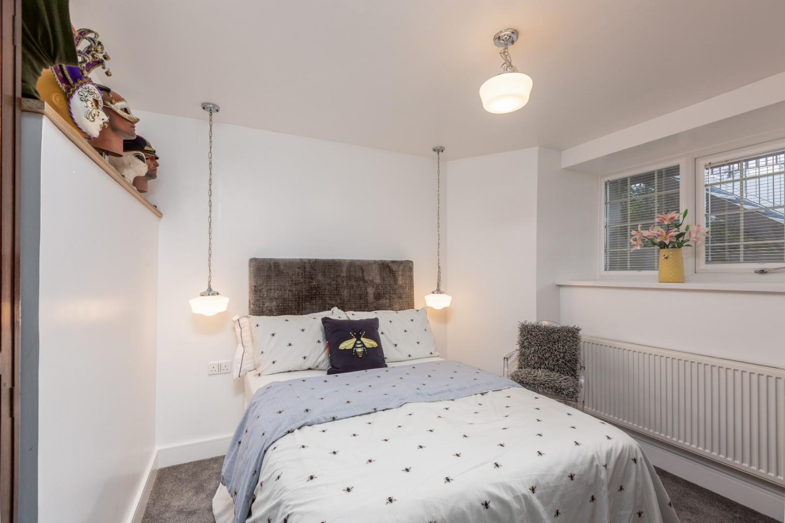 Southend Villas, Mumbles Road Mumbles, Swansea, SA3 4EL